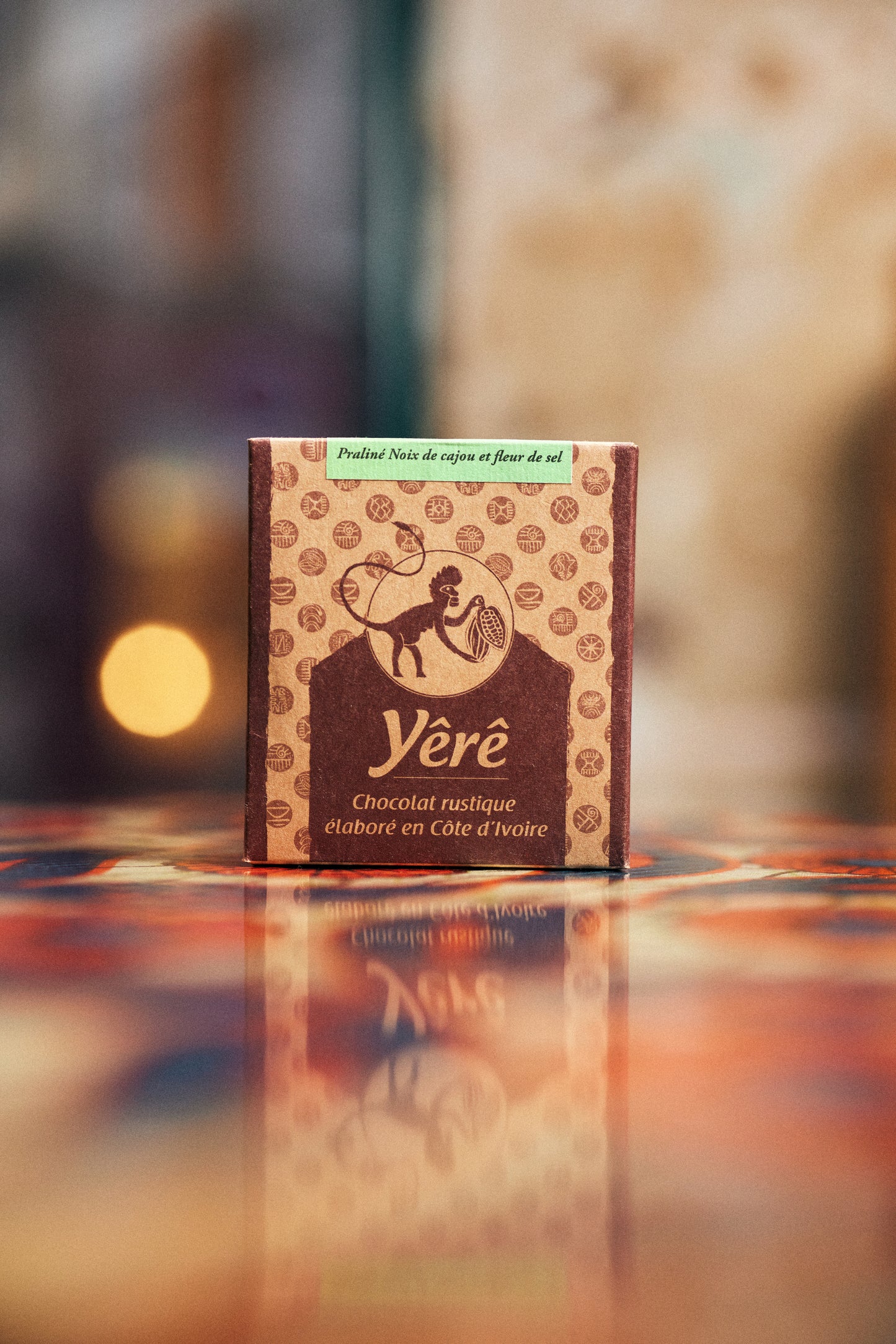 DISQUE DE CHOCOLAT PRALINÉ NOIX DE CAJOU ET FLEUR DE SEL - YÊRÊ 70g